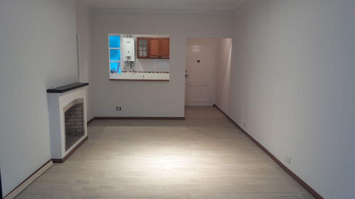 Foto de EXCELENTE 4 AMBIENTES A NUEVO - 1° PISO POR ESCALERA - BAJAS EXPENSAS, imagen 5