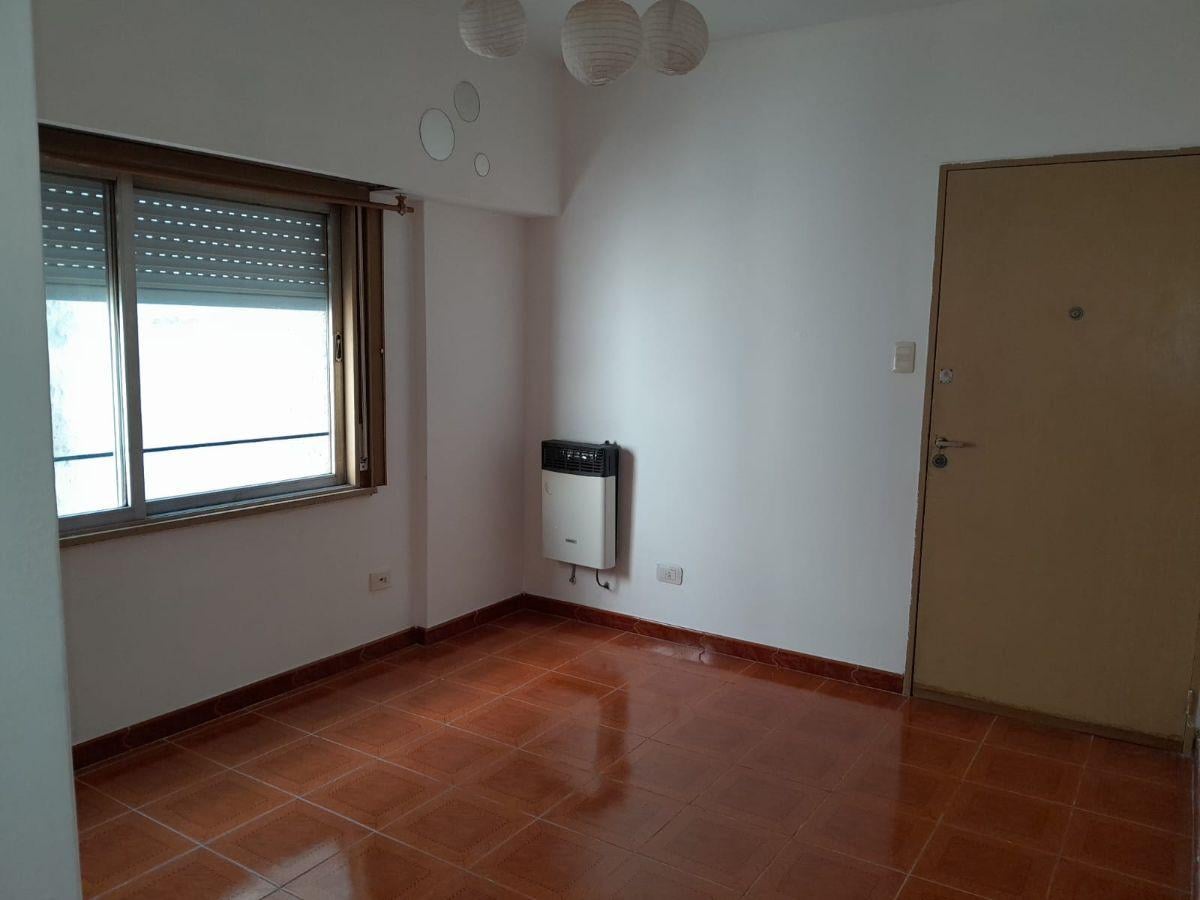 Foto de 2 AMBIENTES- CABILDO Y RUIZ HUIDOBRO - MUY LUMINOSO - PISO 11 - SE, imagen 1