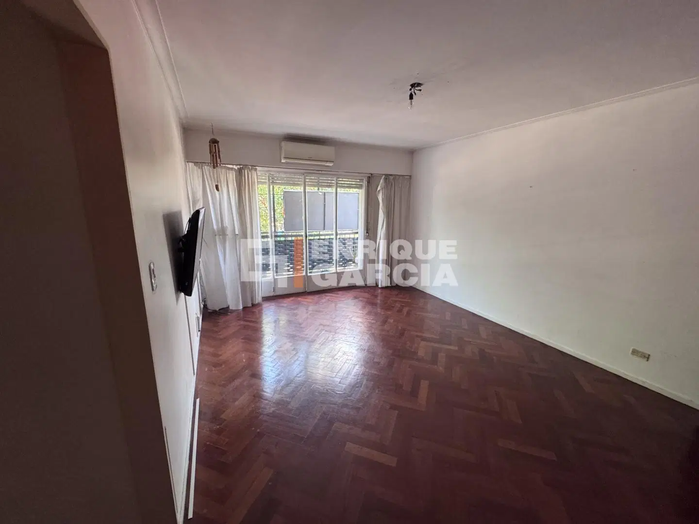 VENTA DEPARTAMENTO 3 AMBIENTES CON BALCÓN EN COGHLAN 3