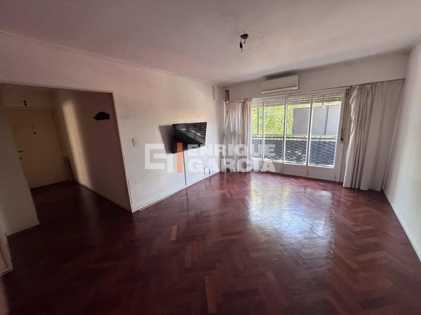 VENTA DEPARTAMENTO 3 AMBIENTES CON BALCÓN EN COGHLAN 2