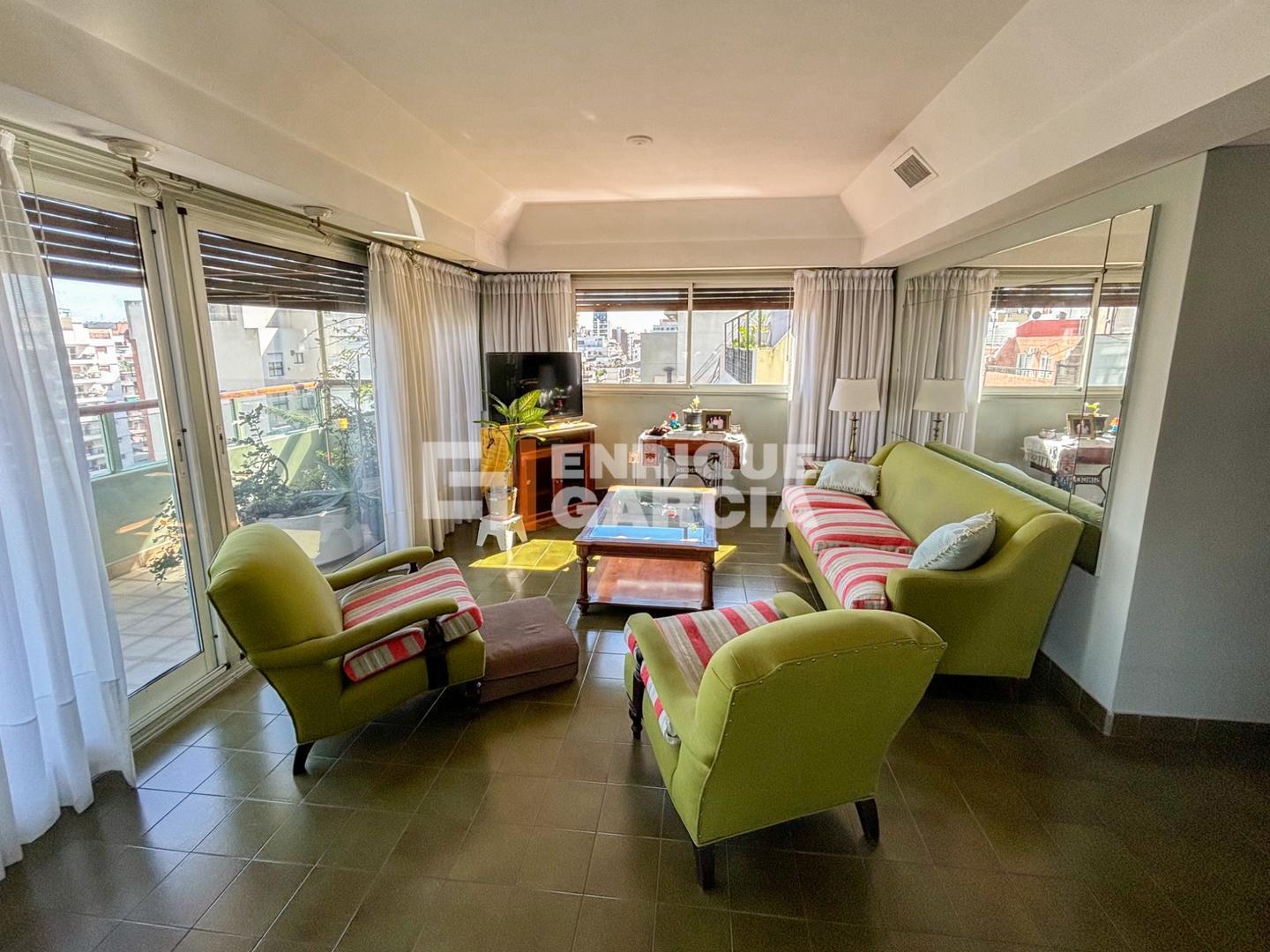 Foto de VENTA PISO 4 AMB C/DEPEN BALCÓN CORRIDO COCHERA BAULERA, imagen 3