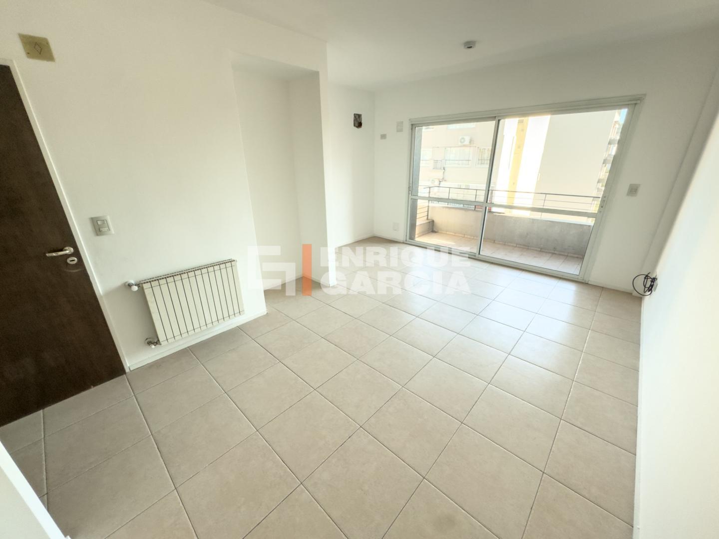 Foto de VENTA SEMIPSO 2 AMBIENTES FRENTE BALCON Y COCHERA, imagen 4