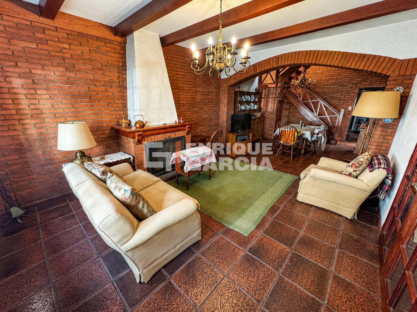 Foto de VENTA CASA 4 AMBIENTES CON PATIO JARDÍN TERRAZA GARAGE, imagen 3