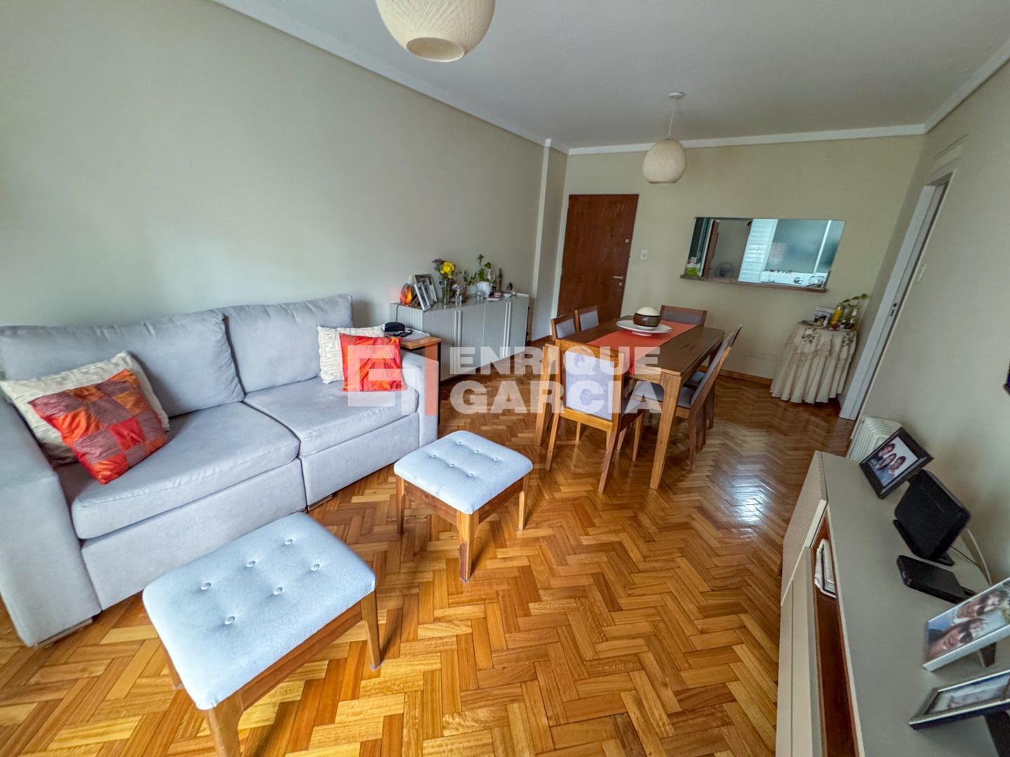 Foto de VENTA SEMIPISO 3 AMBIENTES C/DEPENDENCIAS yCOCHERA URQUIZA R, imagen 2