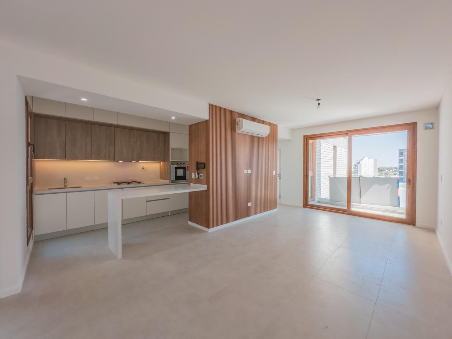 Foto de VENTA SEMIPISO 4 AMBIENTES A ESTRENAR CONTRAFRENTE BALCÓN, imagen 3