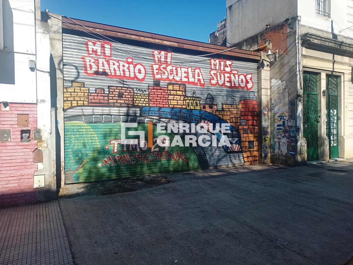 Foto de LOTE CON SALIDA A DOS CALLES 1.417 M2 USAA APTO 4.463 M2, imagen 2