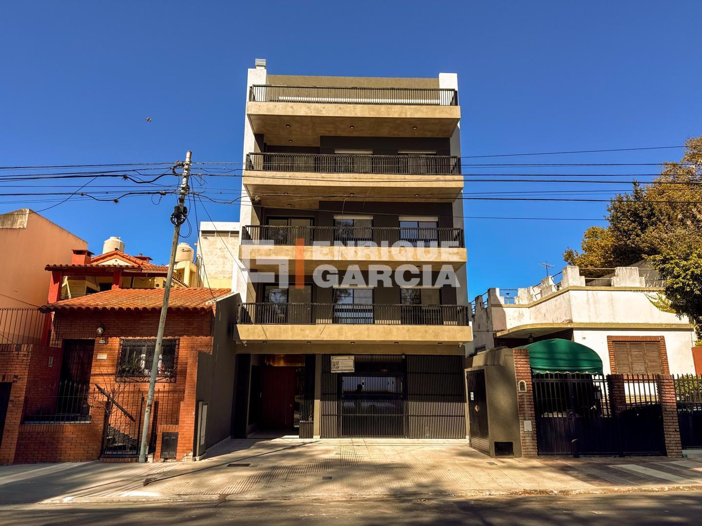 Foto de VENTA SEMIPISO 4 AMBIENTES BALCÓN COCHERA TERRAZA A ESTRENAR, imagen 4