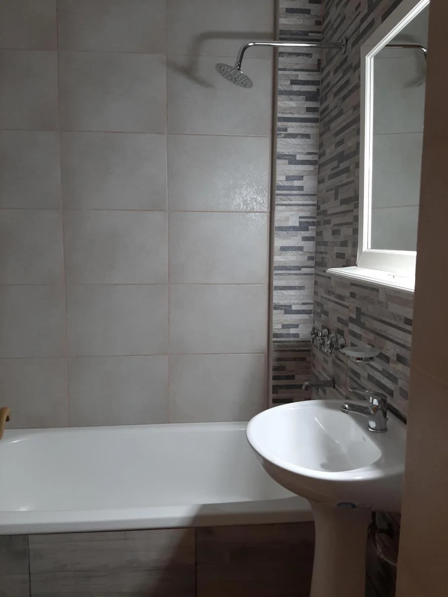 Departamento con 1 dormitorio en venta en Olivos 1/2 cuadra de maipu