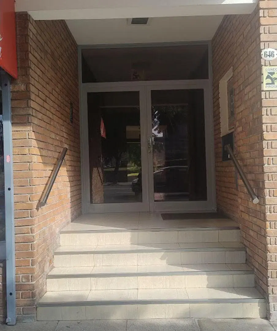 DEPARTAMANETO EN VTE LOPEZ CON TERRAZA PROPIA 2