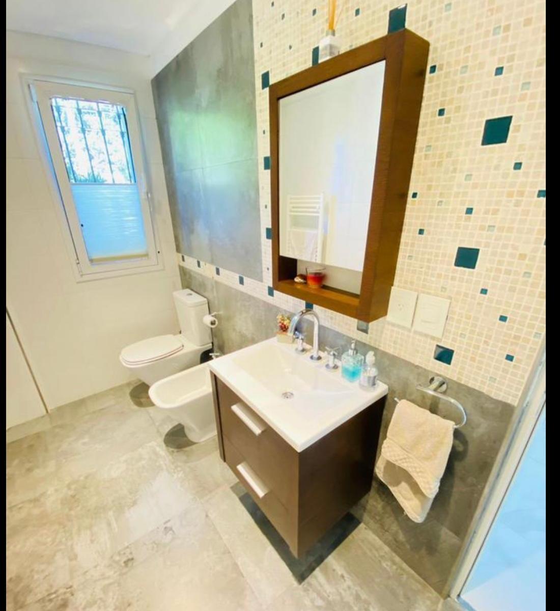 Foto de Casa estilo Francés- 7 ambientes-Parque Leloir., imagen 3