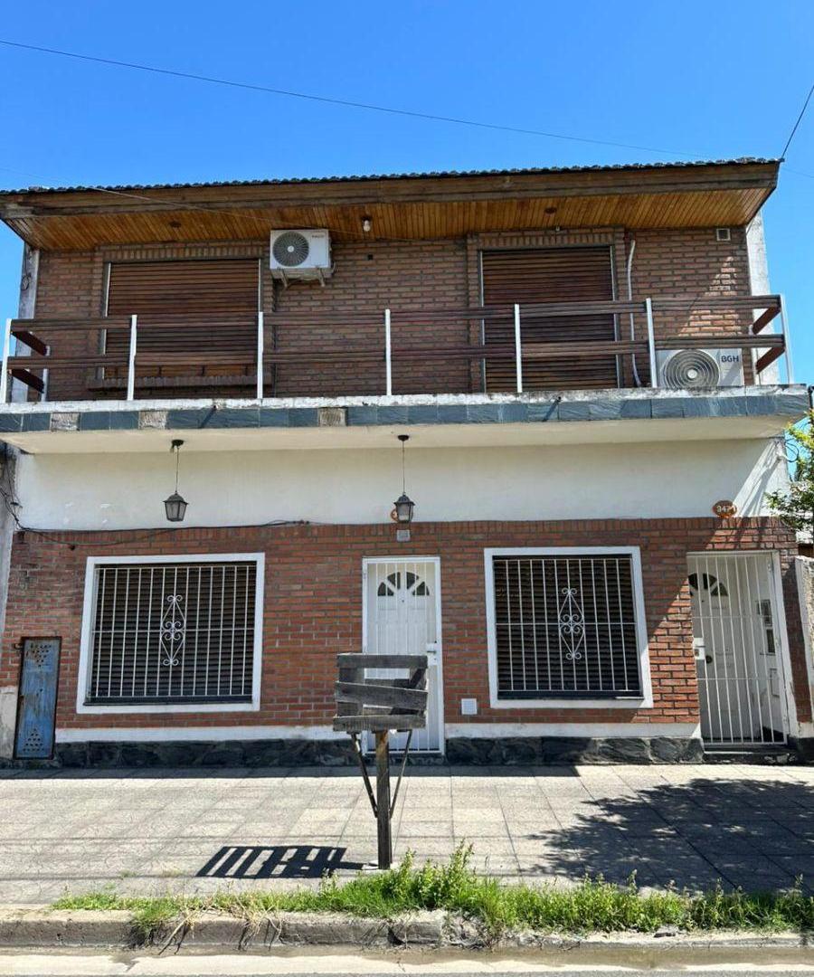 DOS PH de 3 amb, con parque cada uno- Sargento Cabral al 3400-Lomas del Mirador