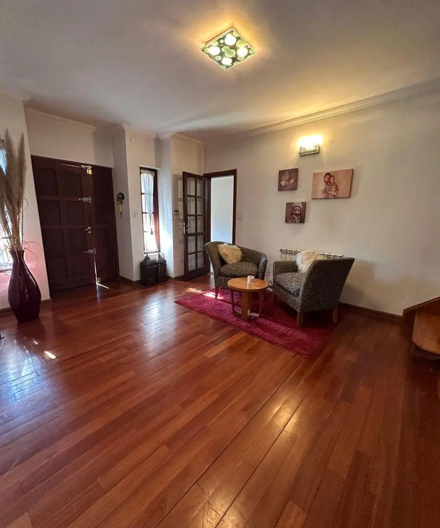 Casa 5 amb. Castelar Norte 1