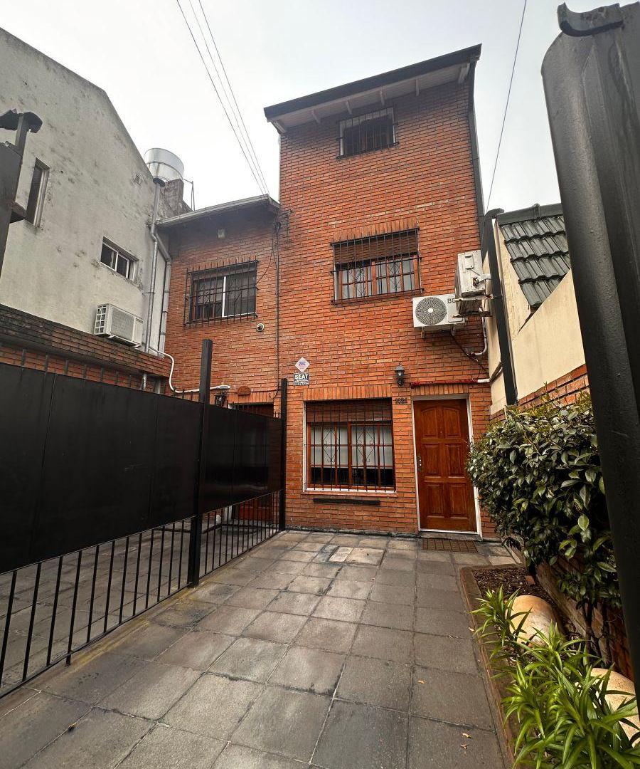 Foto de Venta - PH - Falucho al 1000-4 ambientes-parque-pileta-quincho, imagen 4