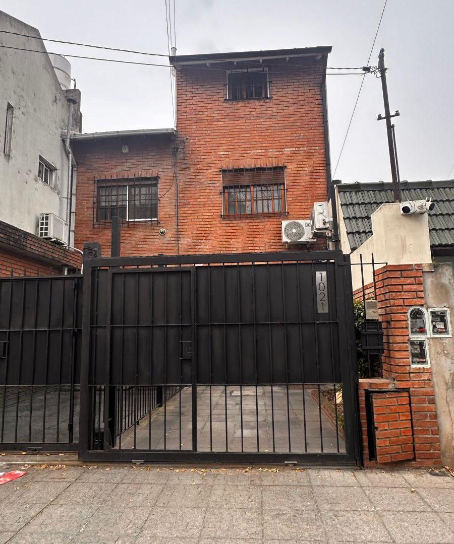 Foto de Venta - PH - Falucho al 1000-4 ambientes-parque-pileta-quincho, imagen 1