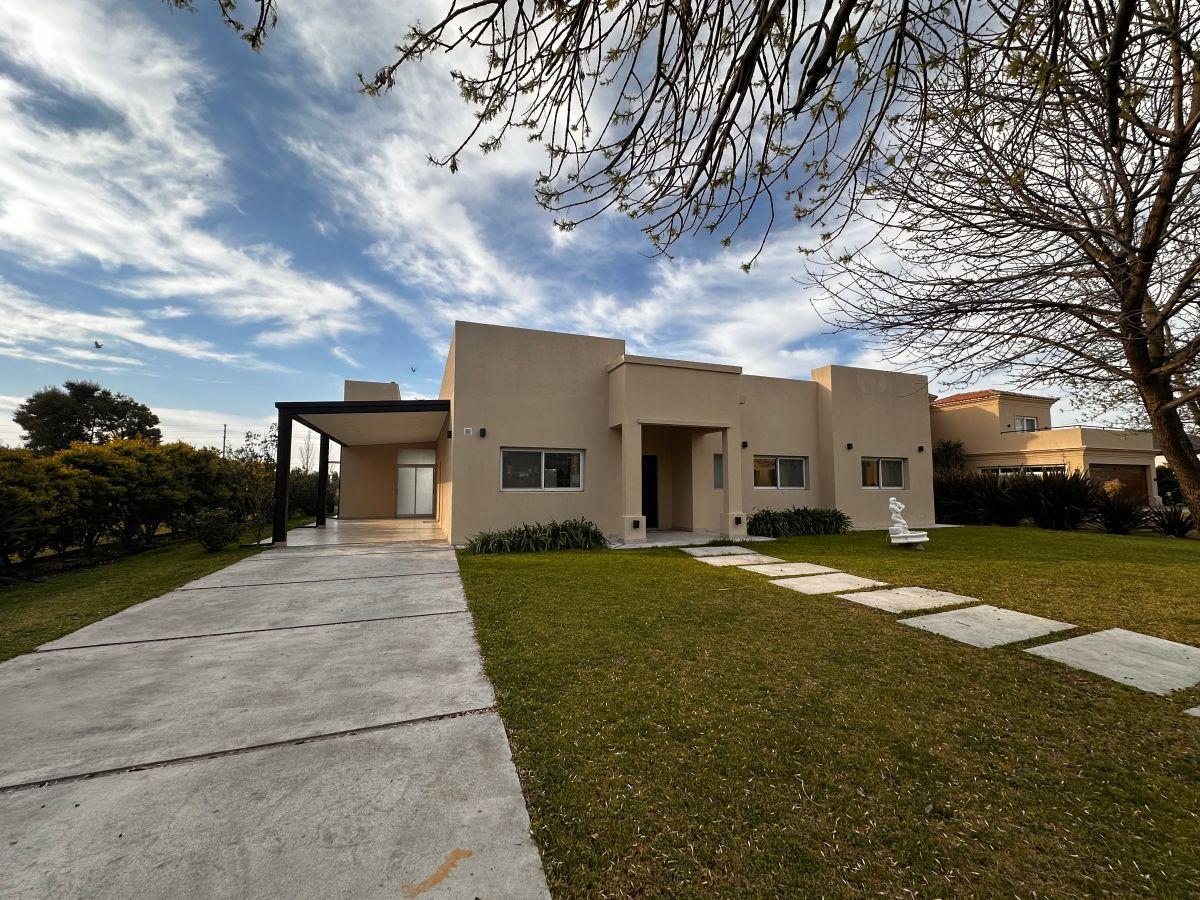 Foto de Venta-Country Terravista-Casa en una planta-parque-piscina, imagen 5