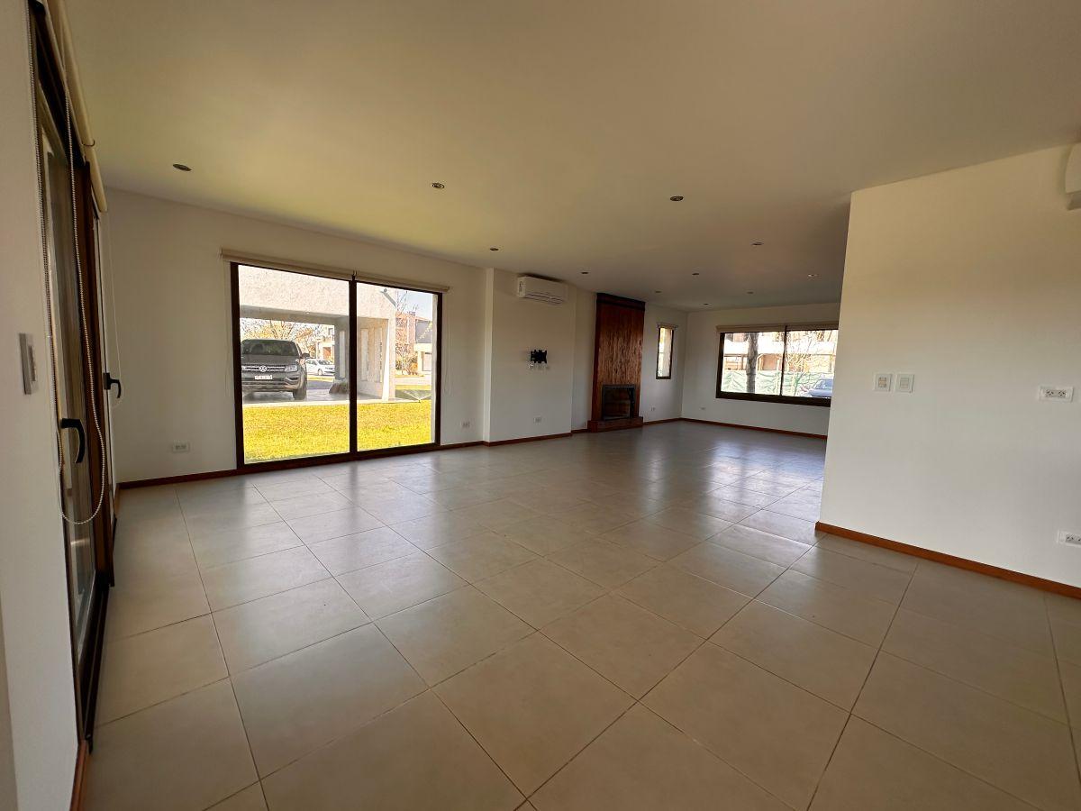 Foto de Alquiler - Casa 6 ambientes - vista al lago - Terravista, imagen 5