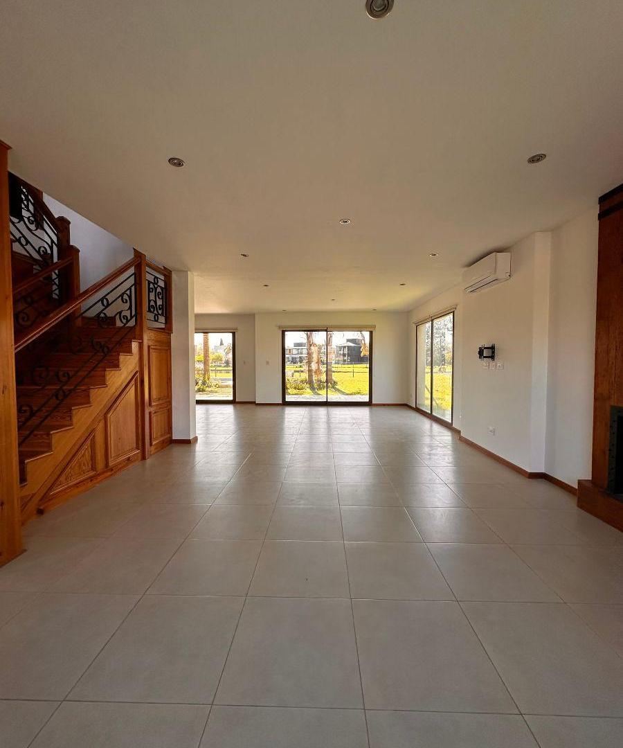 Foto de Alquiler - Casa 6 ambientes - vista al lago - Terravista, imagen 3