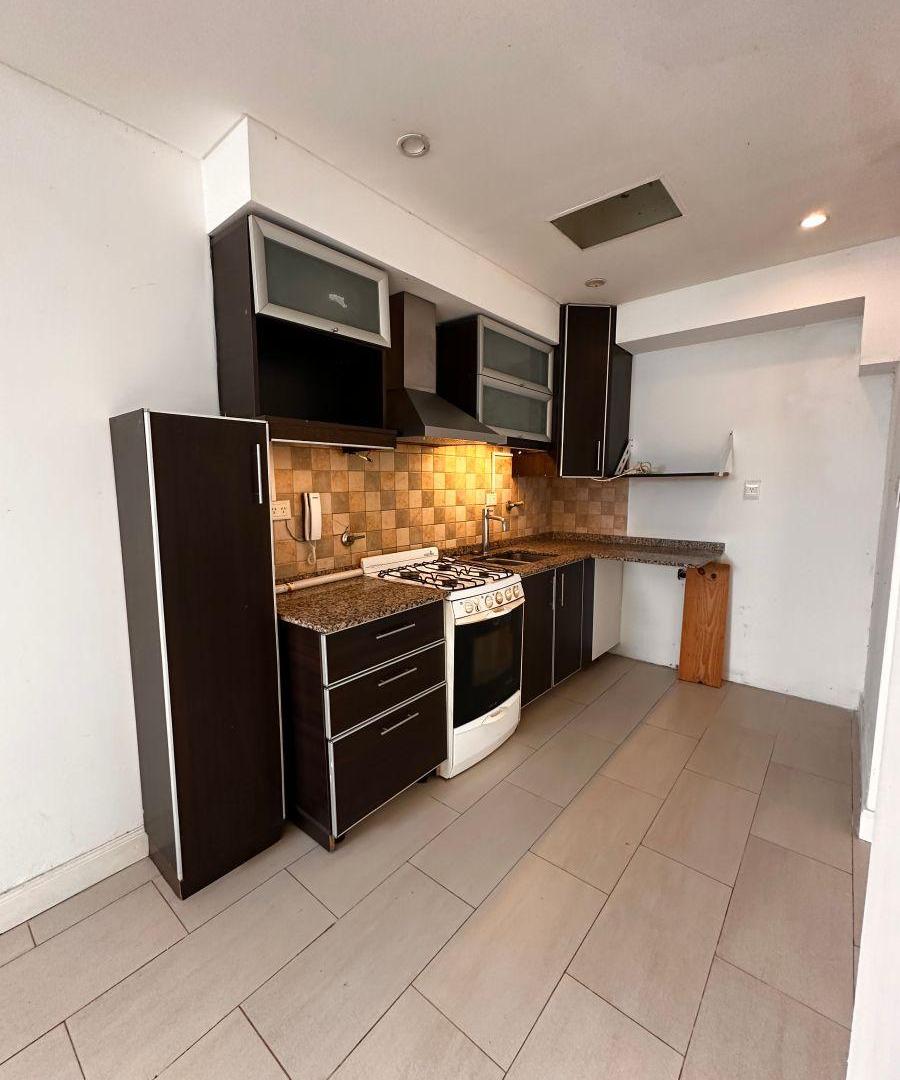 Foto de Alquiler-Duplex-con terraza- Alberto Vignes al 200-Haedo, imagen 5