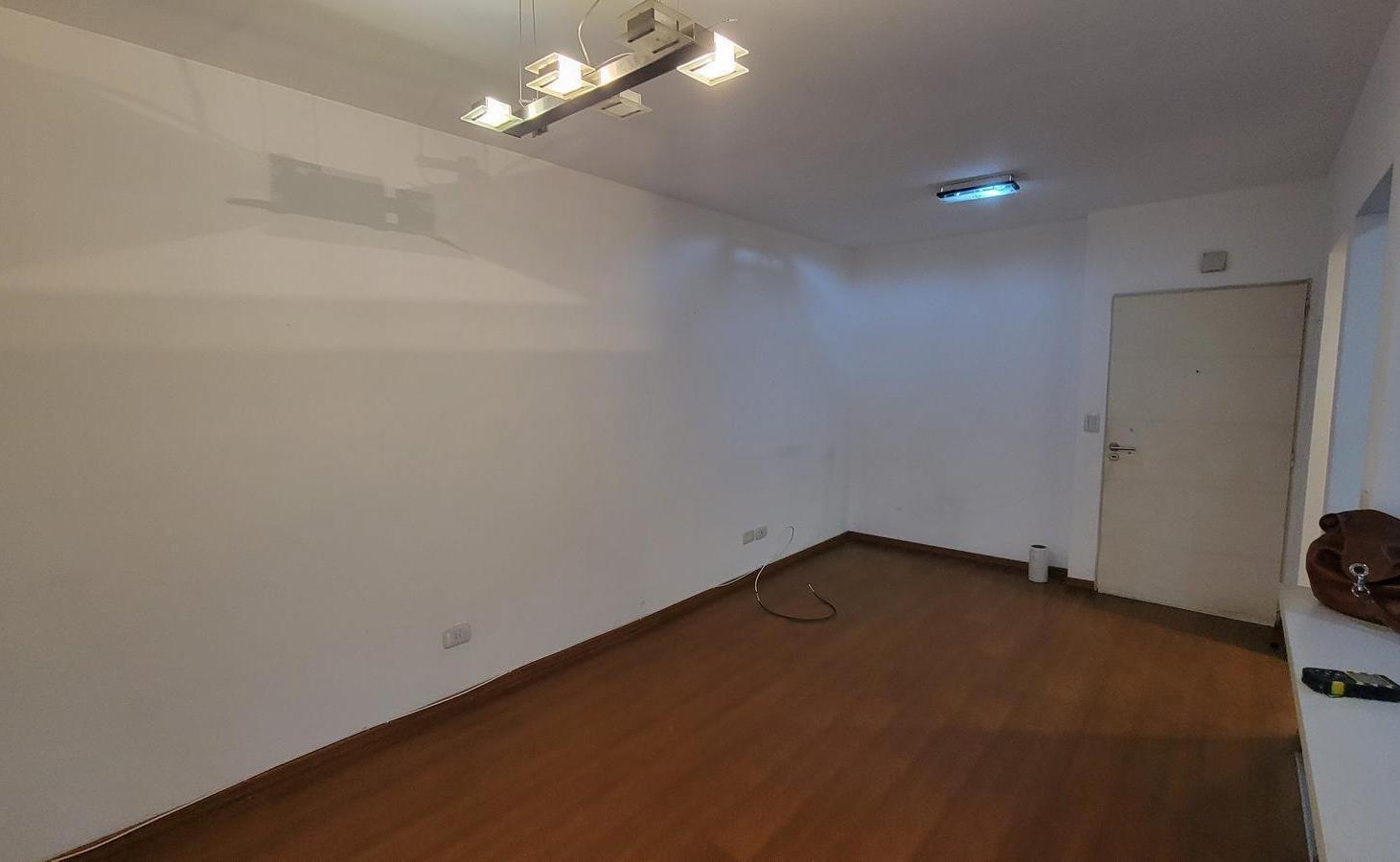 Foto de Amplio 2 Ambientes con Balcón, SUM, Pileta y Gym – Edificio Moderno, imagen 2