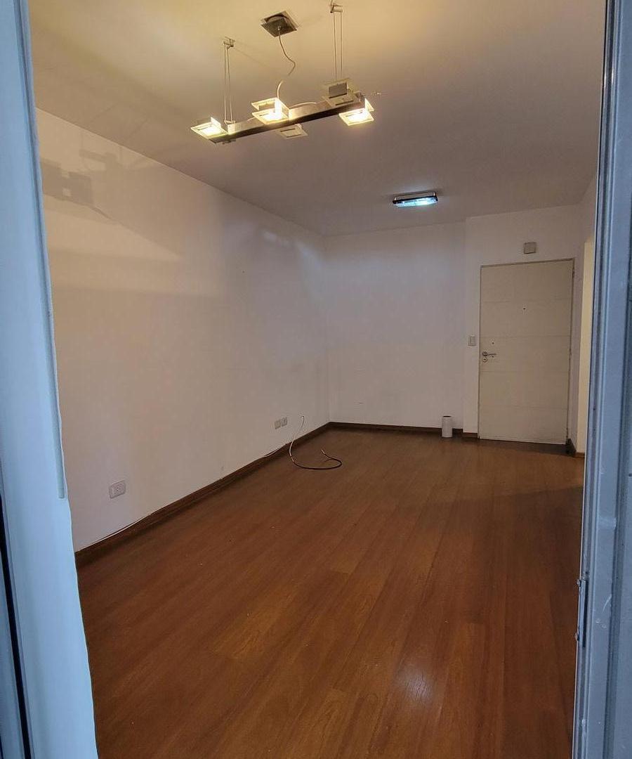 Foto de Amplio 2 Ambientes con Balcón, SUM, Pileta y Gym – Edificio Moderno, imagen 3