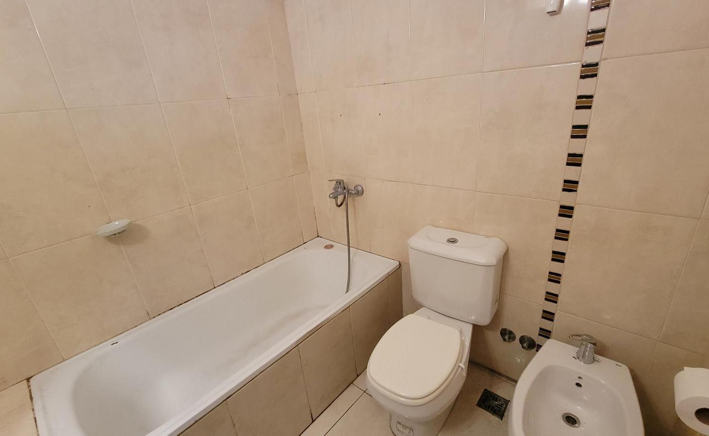 Foto de Amplio 2 Ambientes con Balcón, SUM, Pileta y Gym – Edificio Moderno, imagen 5