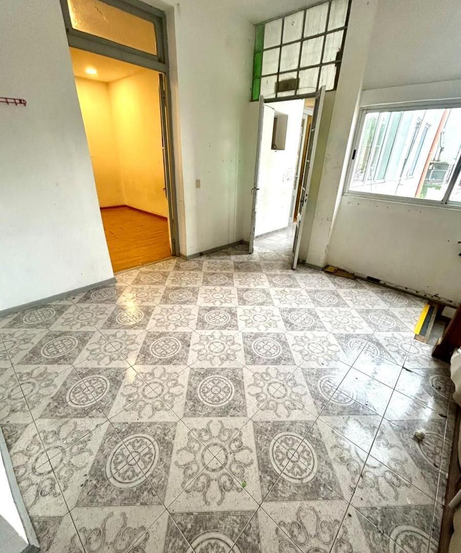Foto de Local oficina 1 er piso 180 metros, imagen 4