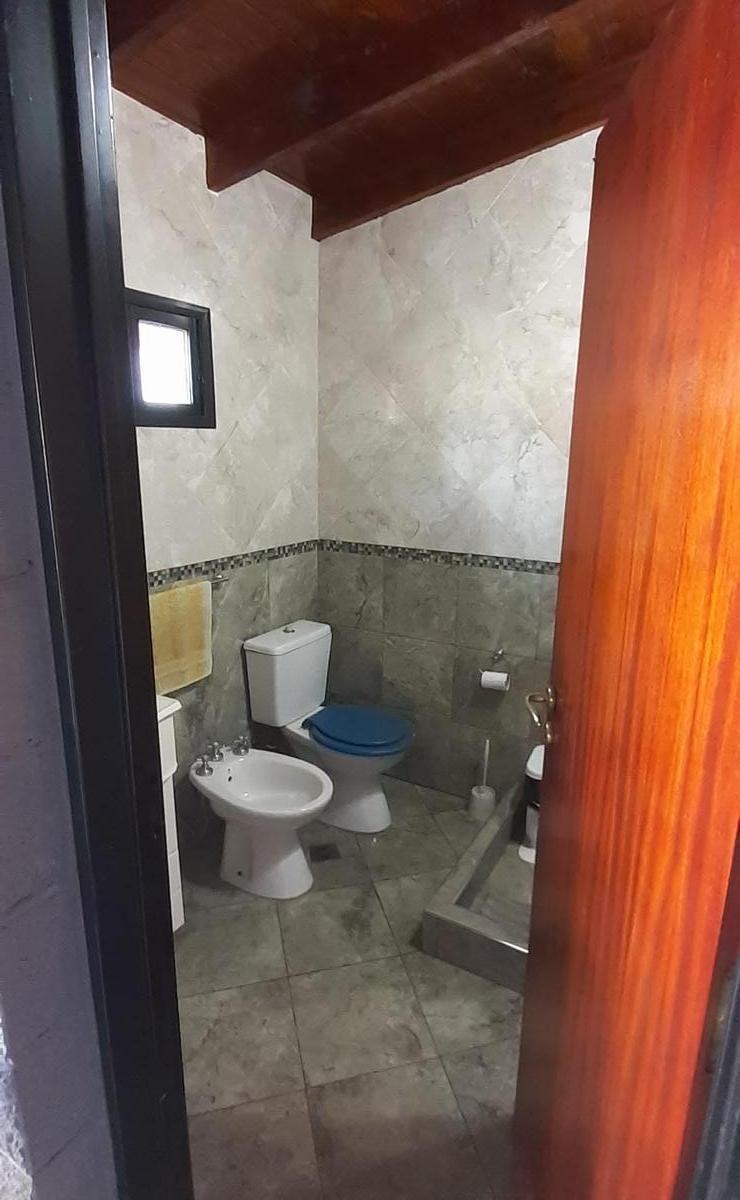 Hermoso Chalet en Zona Residencial de Ezeiza 4
