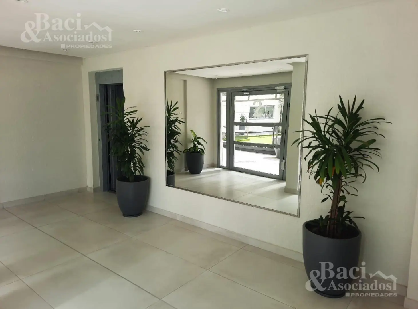 Departamento en Canning (E. Echeverria) 2