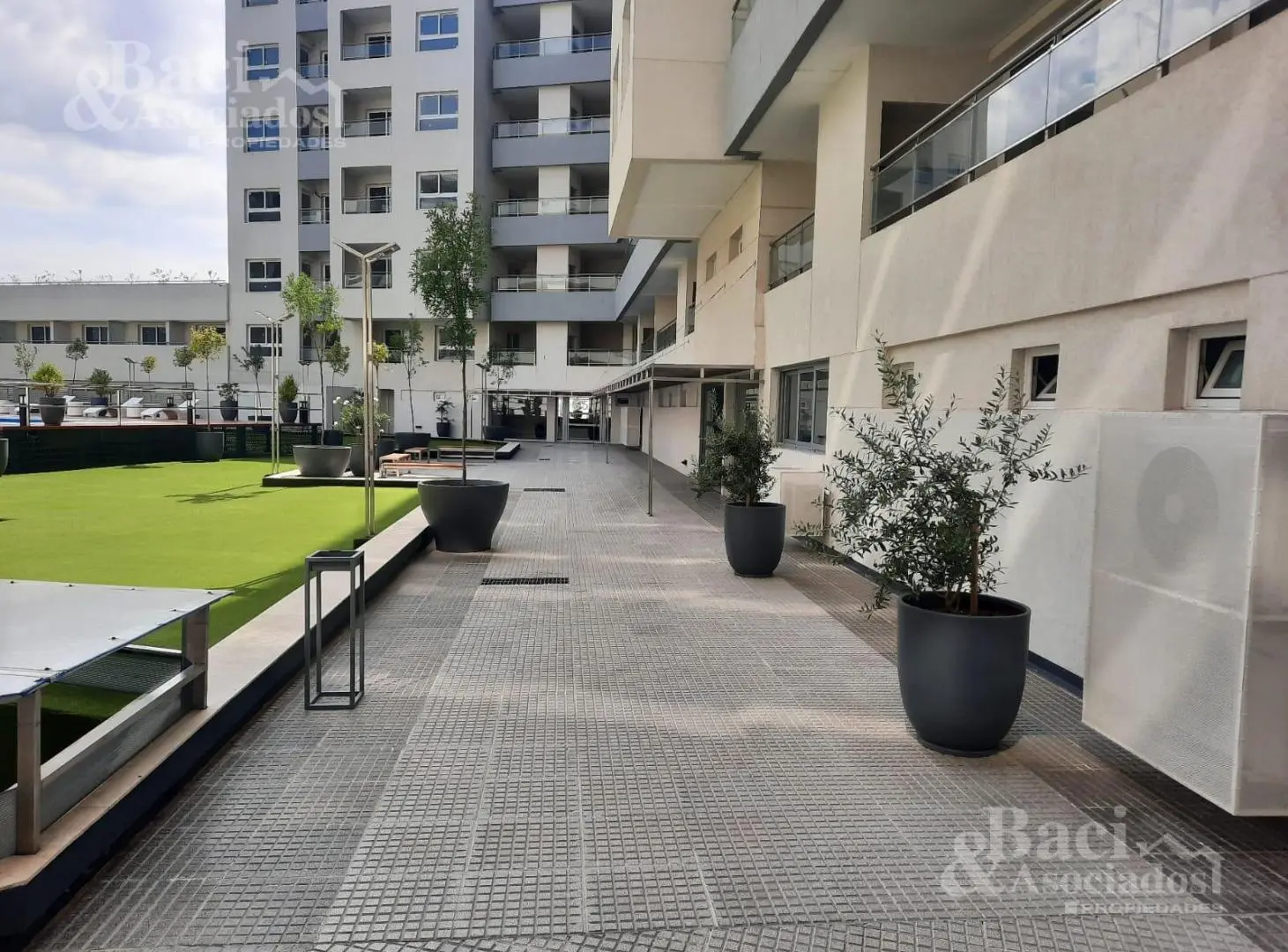 Departamento en Canning (E. Echeverria) 5