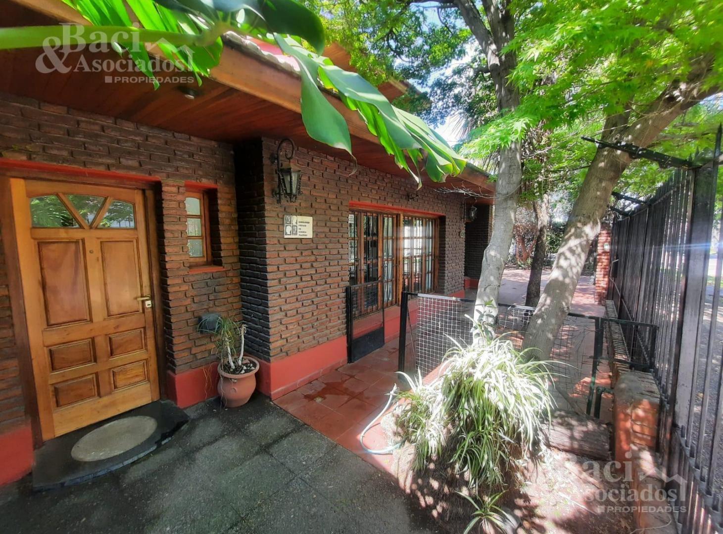 Foto de Hermoso chalet en zona residencial, imagen 1
