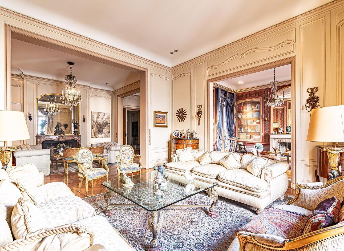 Foto de Unico - Categoria - Elegante - Cochera, imagen 2