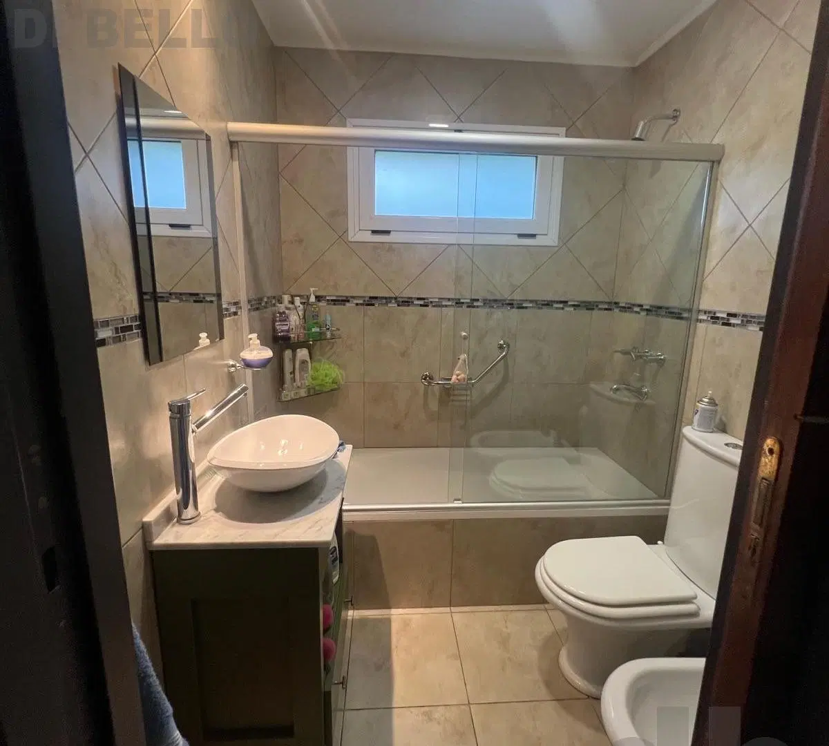 Casa en venta en Estancia Smithfield sobre lote central 5
