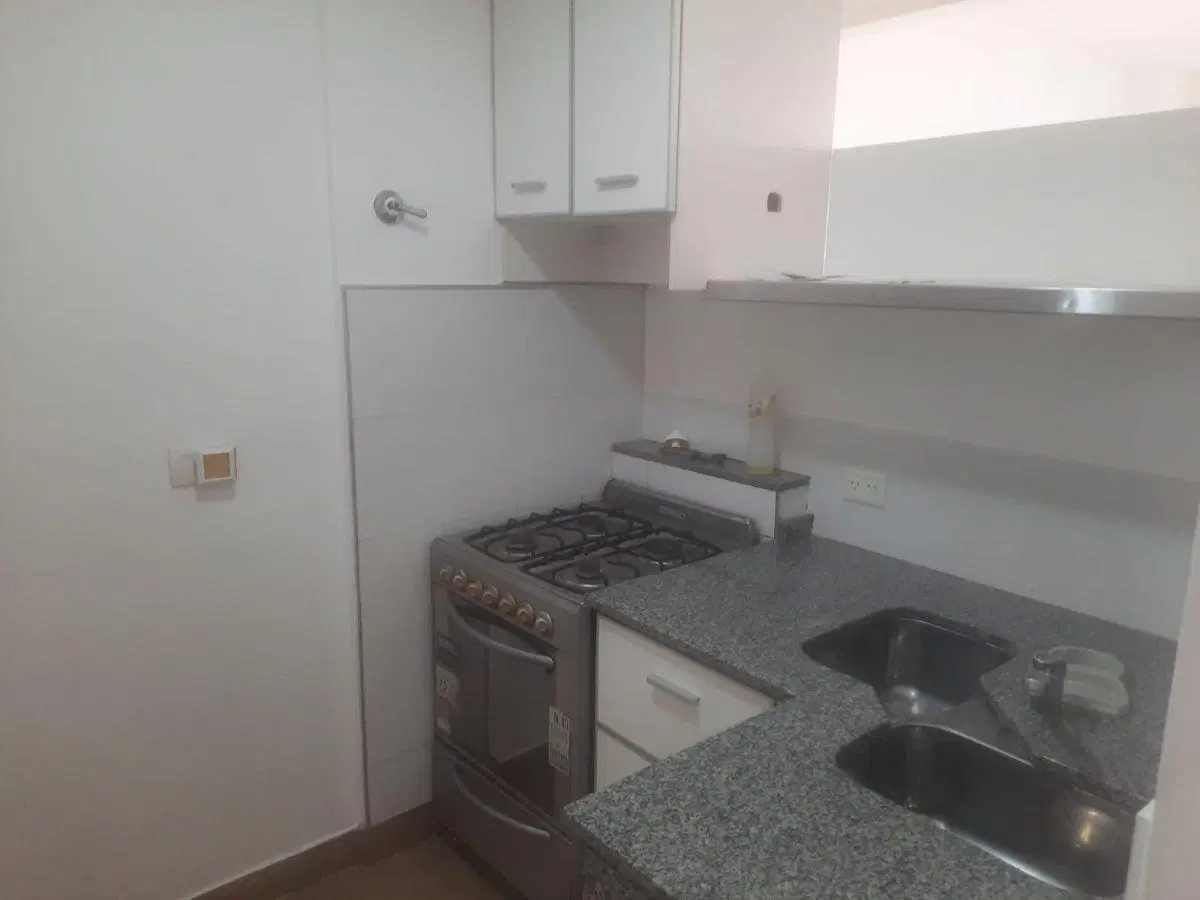 2 AMBIENTES CON BLACON AL FRENTE PALPA 2515 5