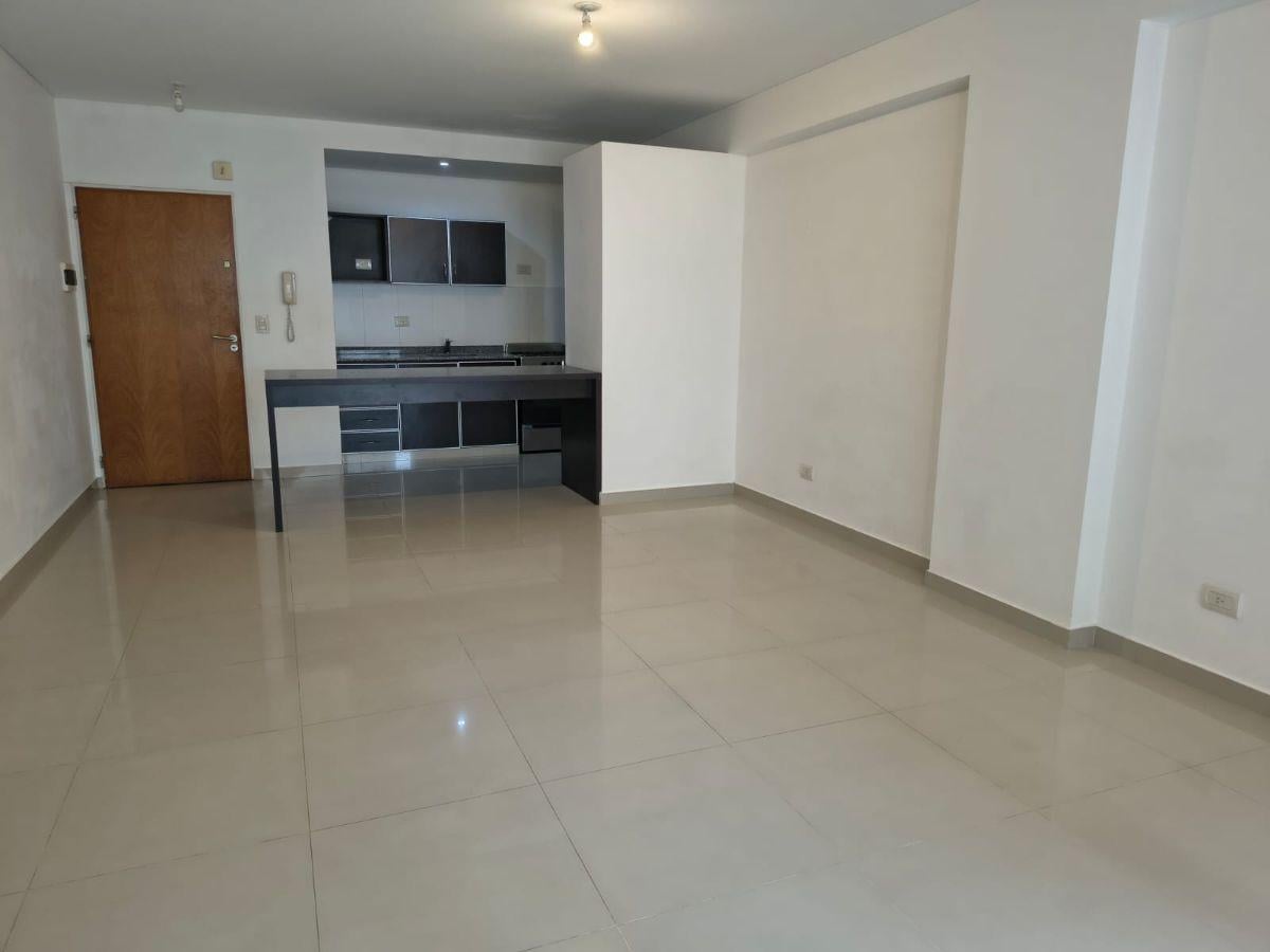 Foto de Ciudad De La Paz 2743 Depto 2 Amb Con Balcon Belgrano, imagen 4