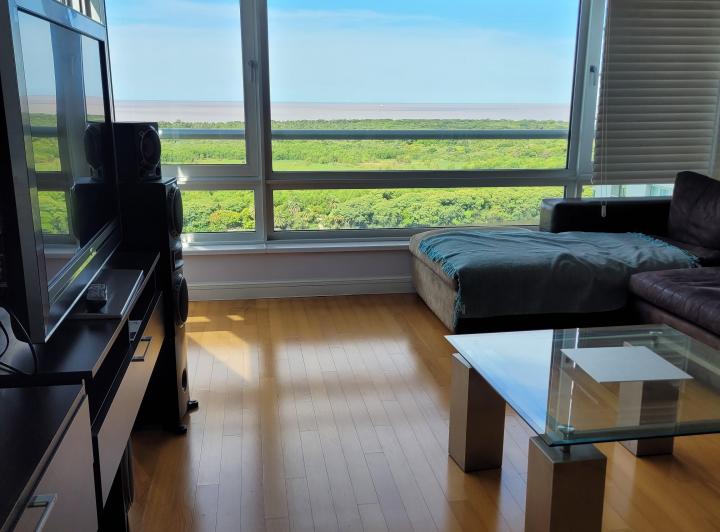 3 Amb. Vista Excelente al Río se alquila con muebles . 2