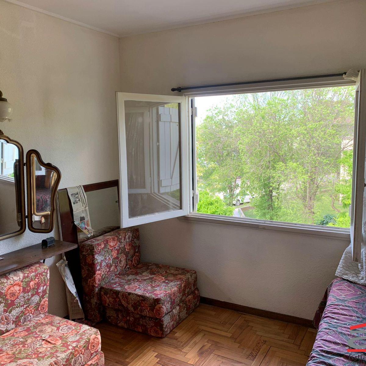 Foto de Departamento de cuatro ambientes totalmente externo de 91m2, imagen 2