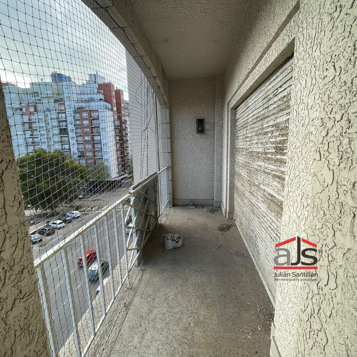 Foto de Venta Departamento de 4 ambientes externo con balcón, imagen 4