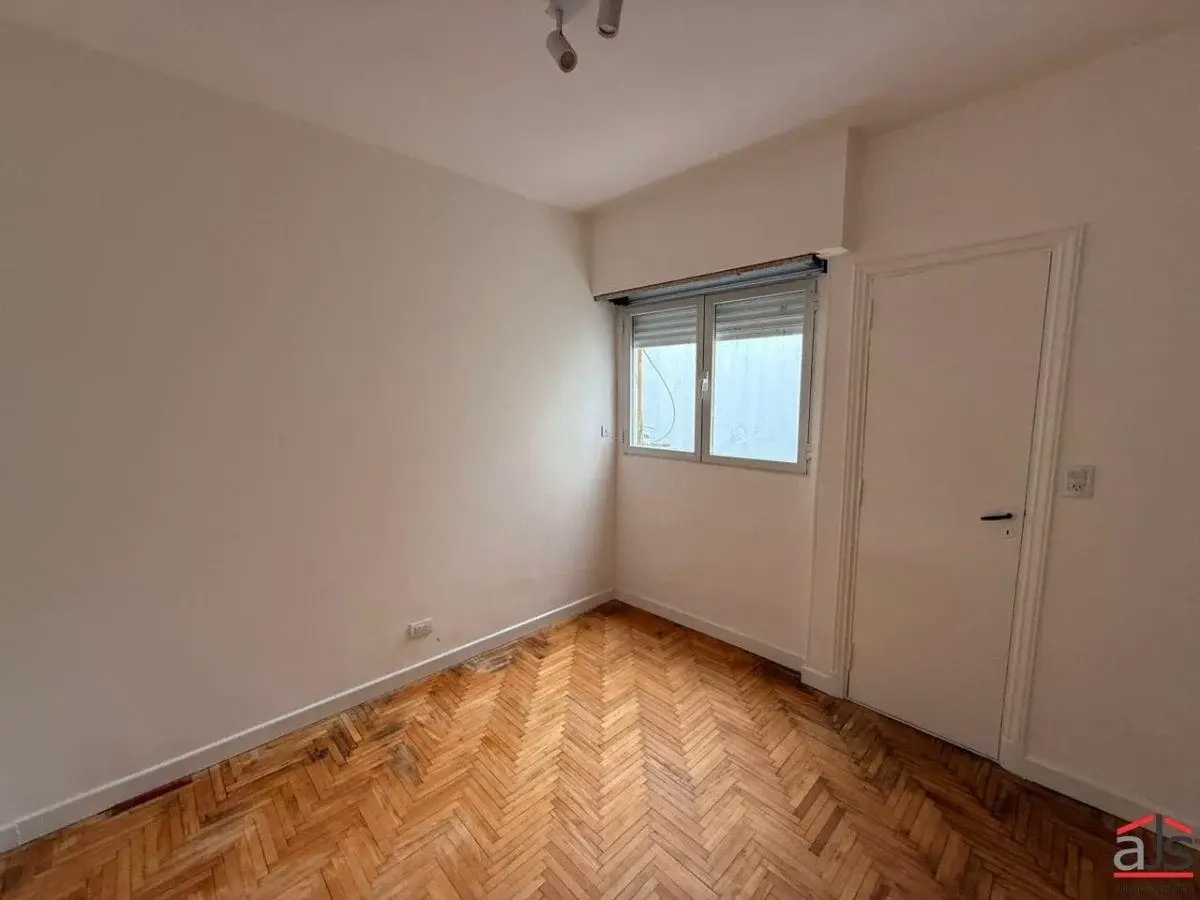 VENTA – DEPARTAMENTO 1 AMBIENTE RECICLADO – PLAZA COLÓN 4