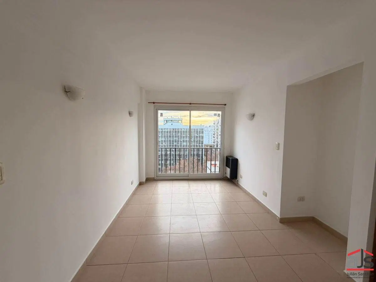 2 Ambientes con Balcón y Excelente Vista Abierta a metros de Plaza Colón 5