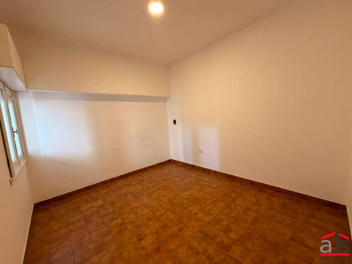 Foto de Casa de 3 ambientes en alquiler con patio y parrilla, imagen 3