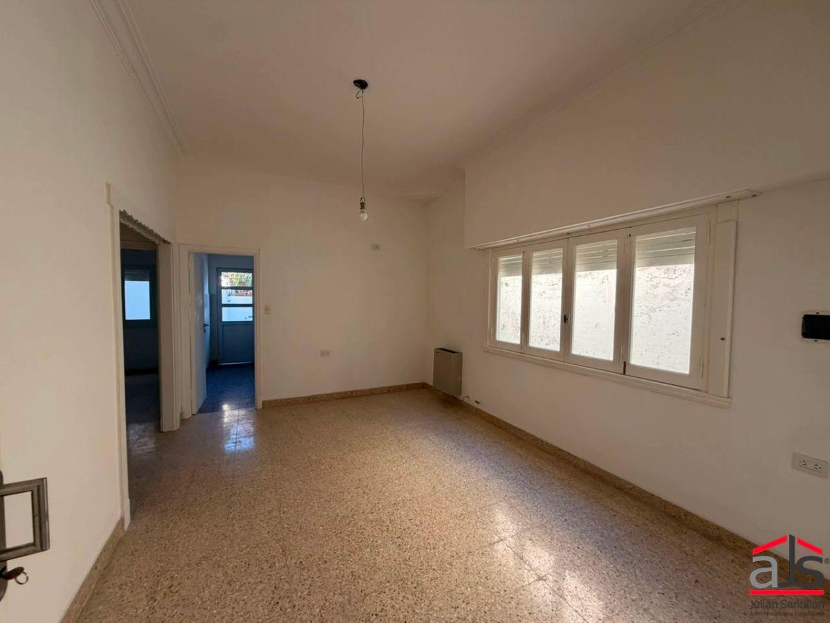 Foto de Casa de 3 ambientes en alquiler con patio y parrilla, imagen 5