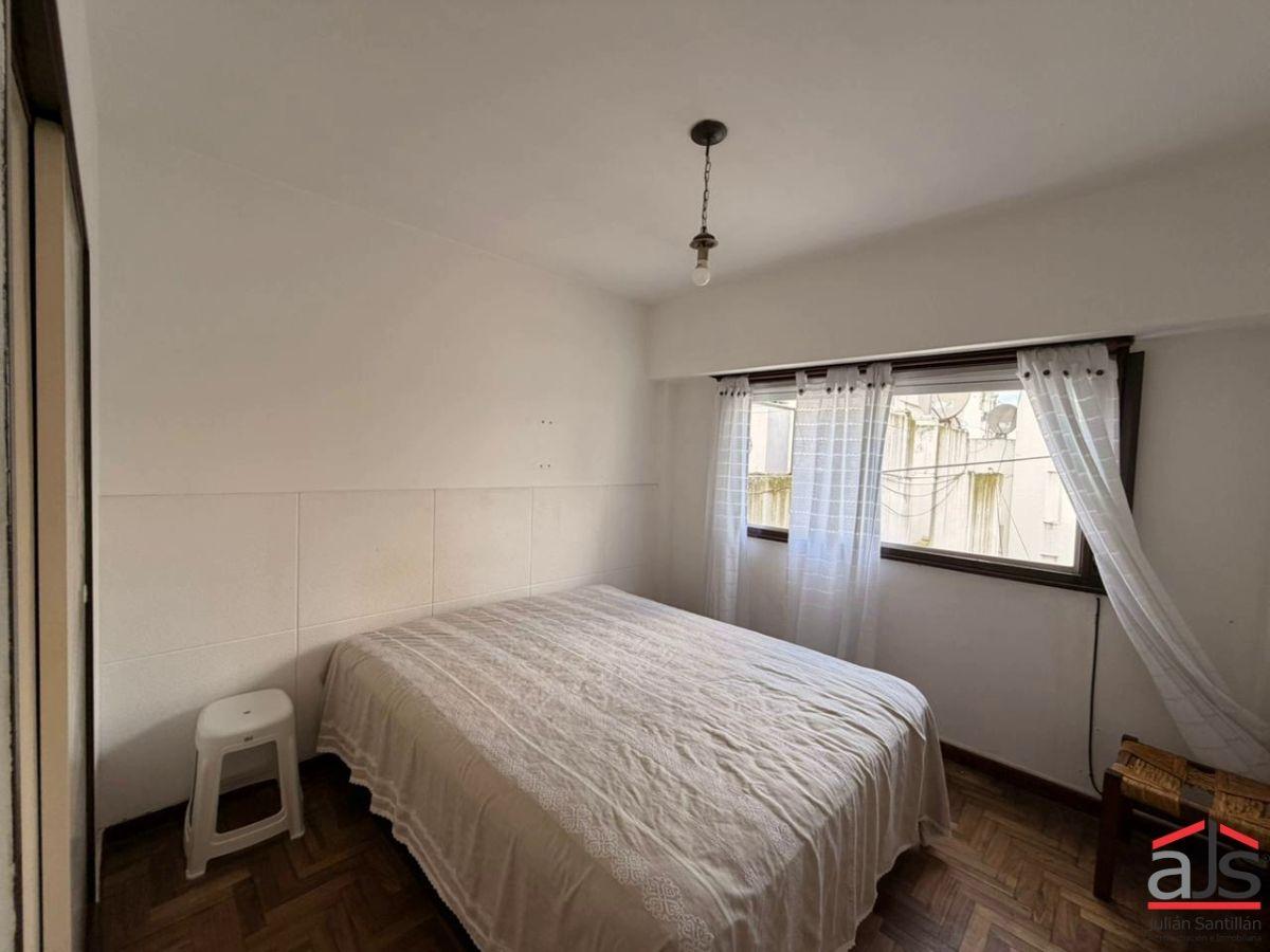 Foto de Venta de departamento de 2 ambientes luminoso con renta, imagen 3