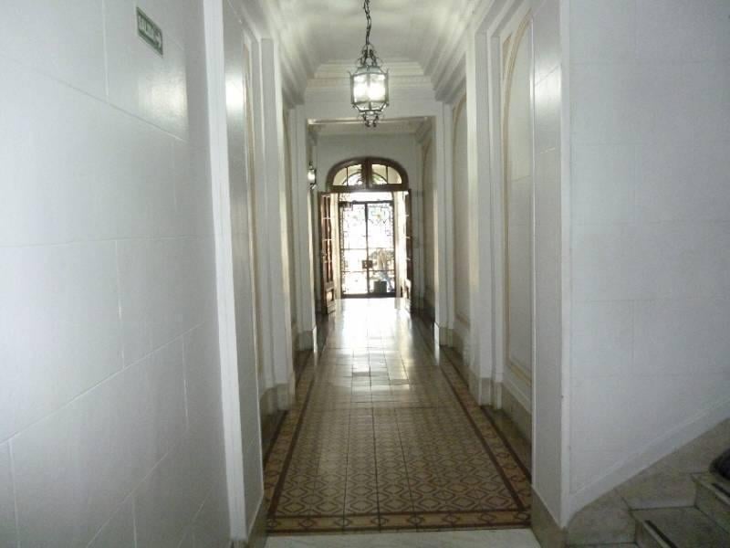 Foto de Av. 9 de Julio y Av. de Mayo - 70m2 - Edificio Neoclásico en Excelente, imagen 1