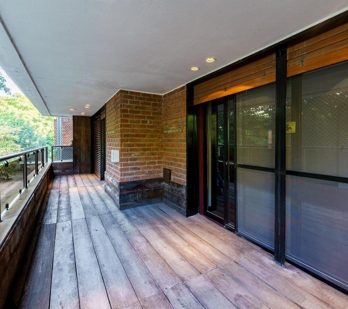 Departamento en Barrio Parque, 4 Amb. con Playroom, Terraza, Parrilla y Pileta 3