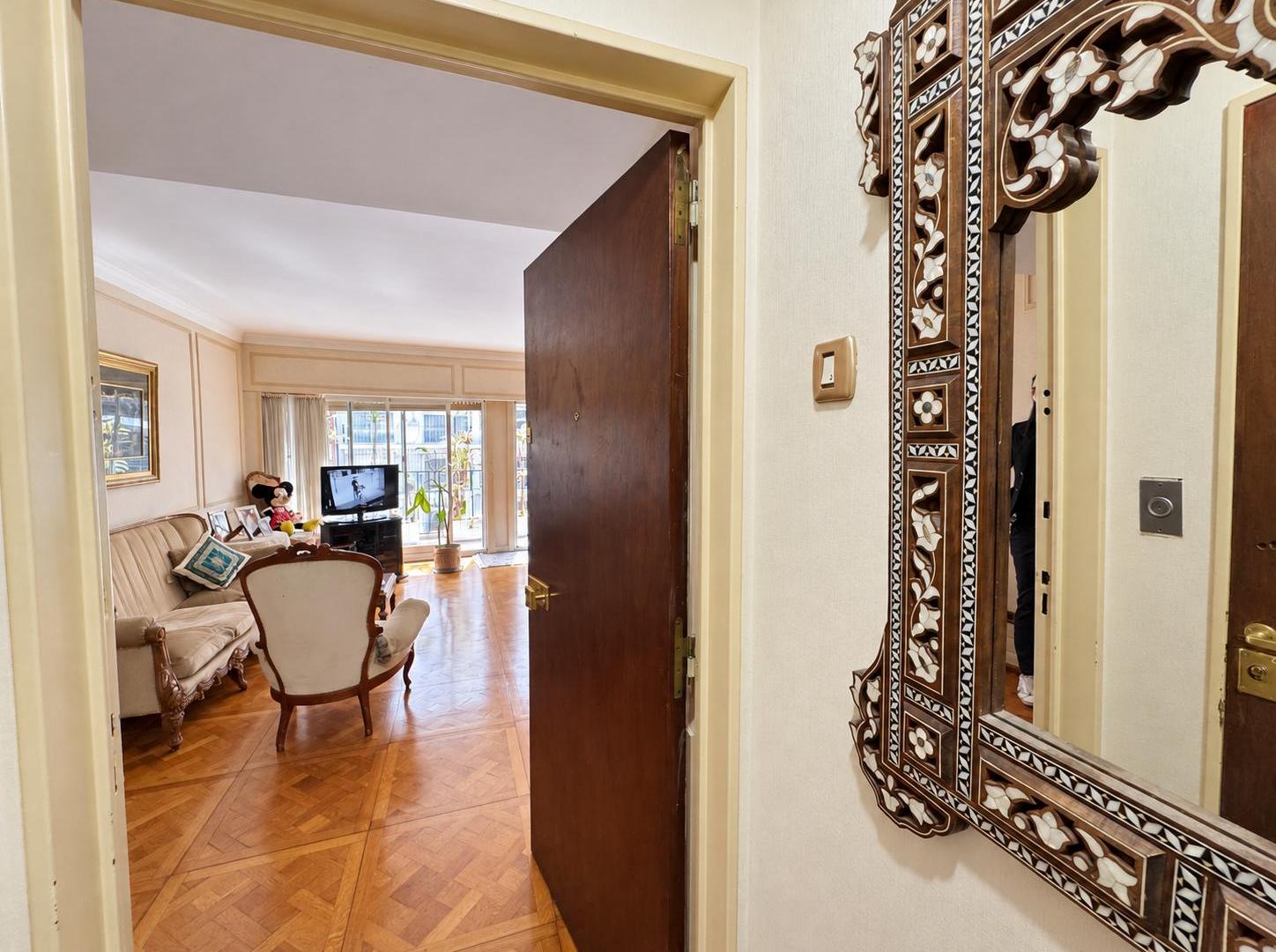 Foto de Excelente semipiso pallier privado, Balcón y cochera, imagen 3