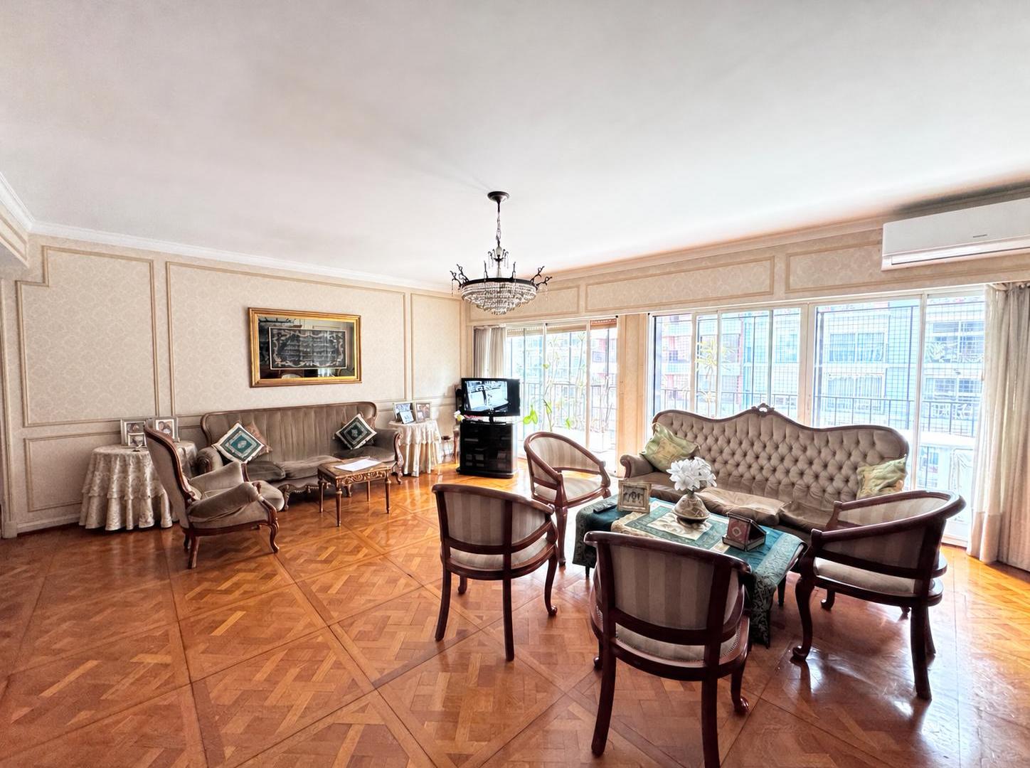 Foto de Excelente semipiso pallier privado, Balcón y cochera, imagen 5