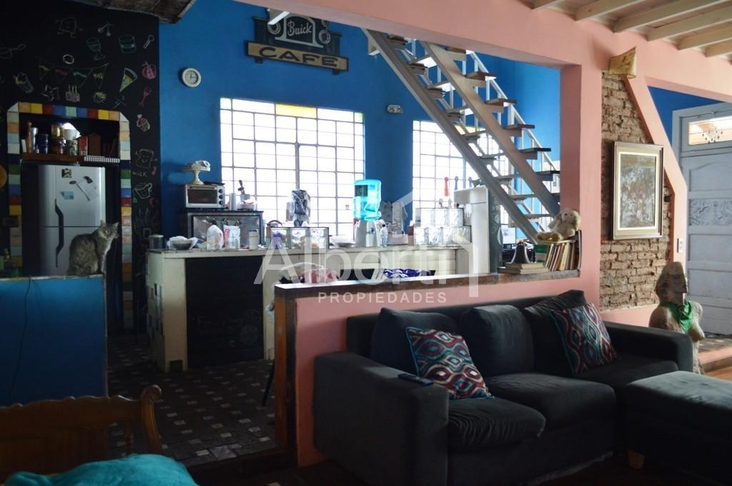 Foto de Venta Chalet de Estilo Haedo Norte, imagen 4