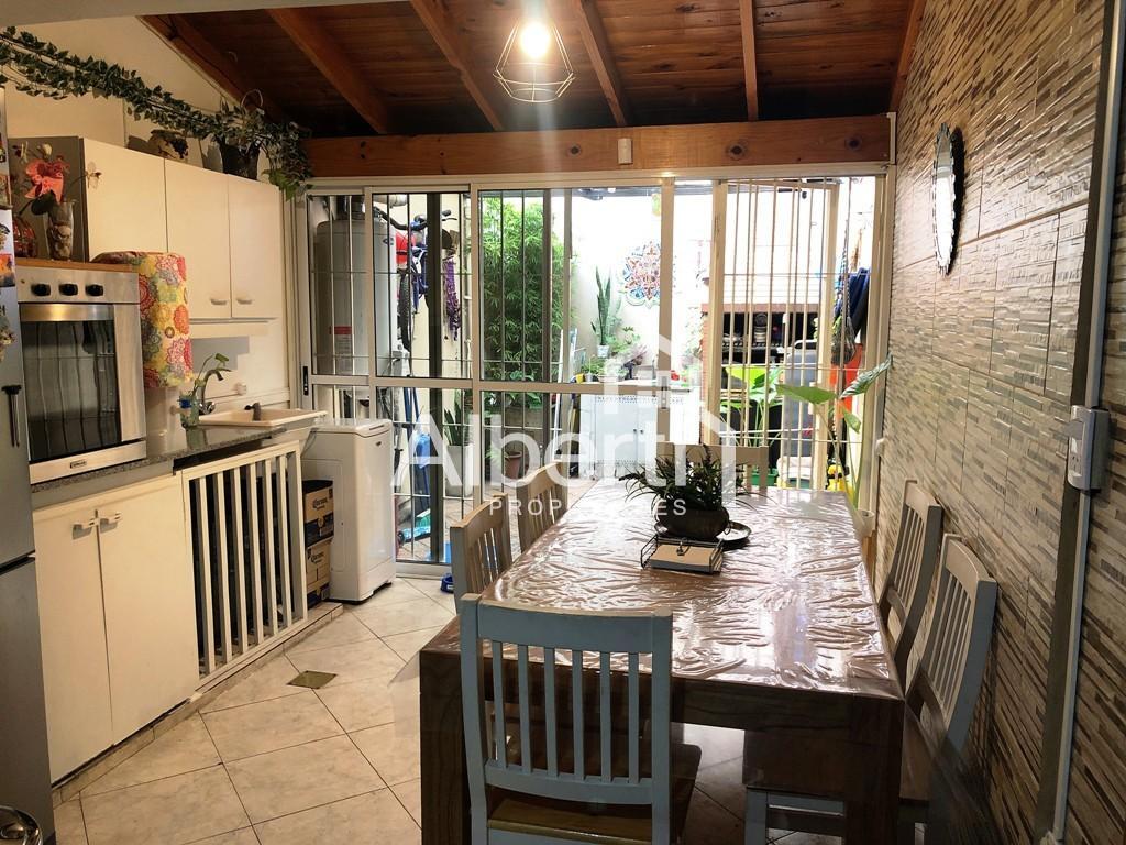 Duplex 3 Amb Amplios con Garage y Patio en Haedo Sur. 4