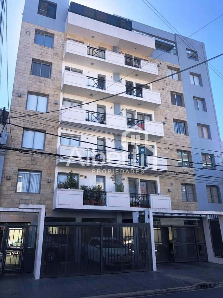 Venta Dpto. Haedo Centro - 3 AMB c/ Cochera.