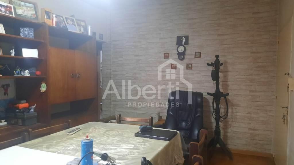 VENTA - Excelente Dpto. 3 AMB. en Morón.
